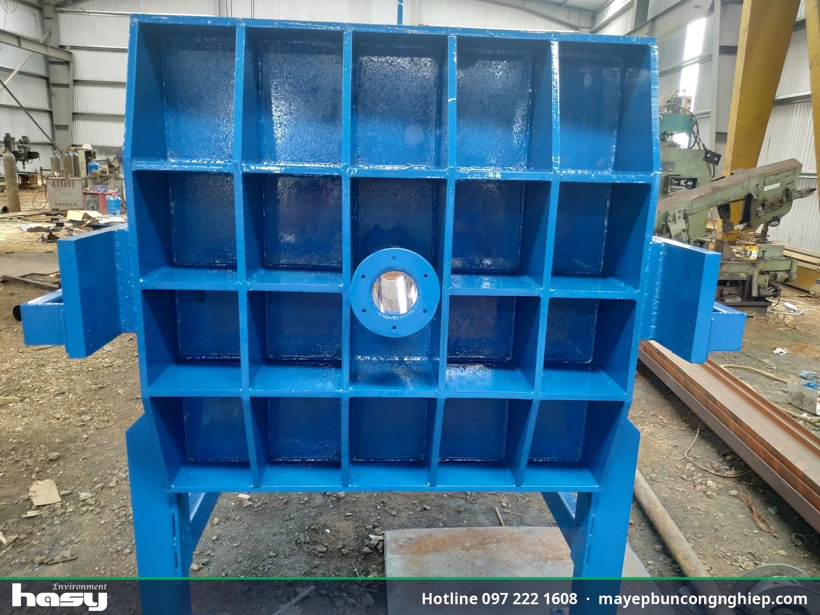 Đầu cố định máy ép bùn khung bản với cửa cấp bùn, chế tạo tại xưởng HASY Đầu cố định máy ép bùn khung bản với cửa cấp bùn, chế tạo tại xưởng HASY